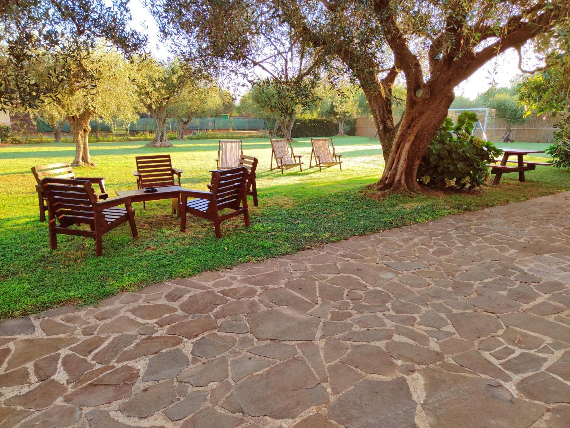 Nuraghe Bianco Bed & Breakfast Santa Maria la Palma