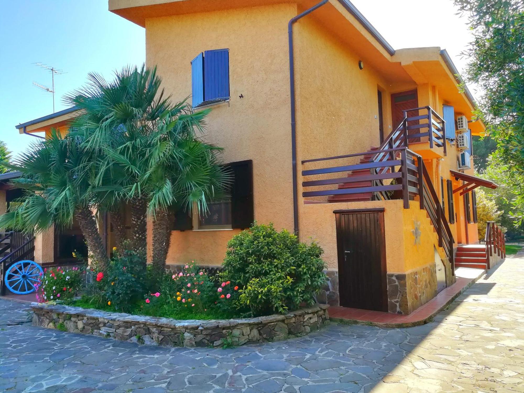 Bed & Breakfast Nuraghe Bianco